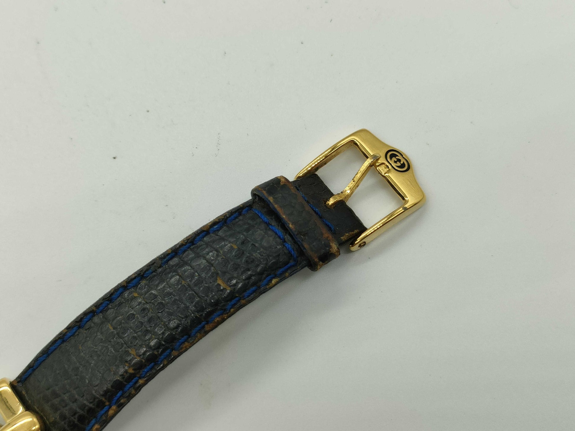 GUCCI 6300L Women's Watch