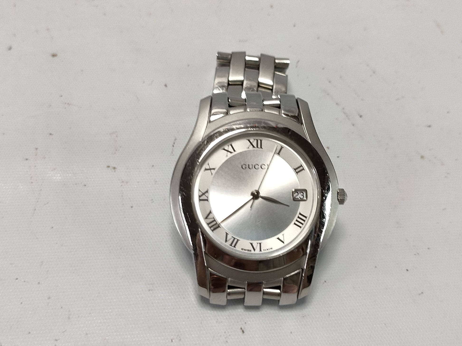 GUCCI 5500M Men's Watch