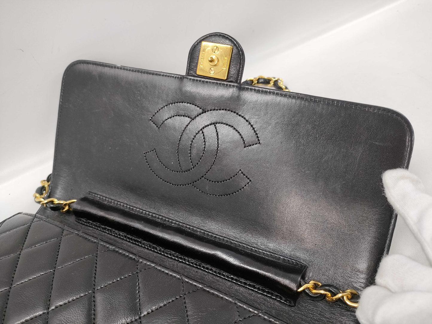 CHANEL Lambskin Single Flap Shoulder Bag with Repaired G 
