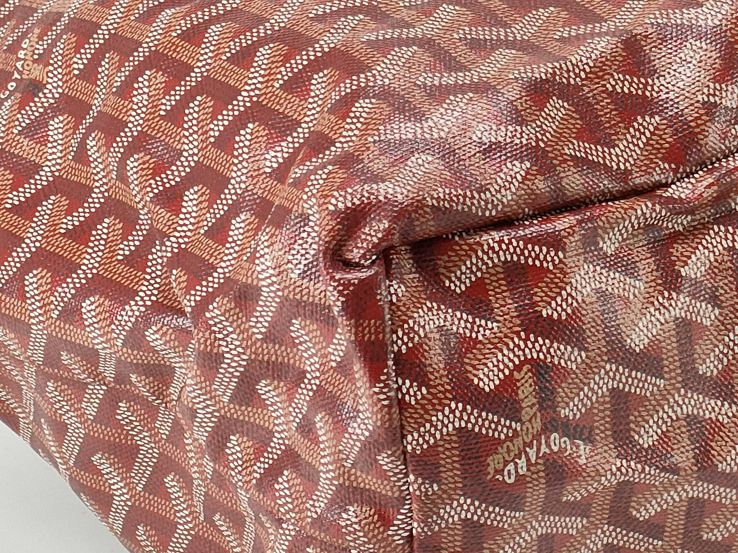GOYARD PM Red Tote Bag with Pouch
