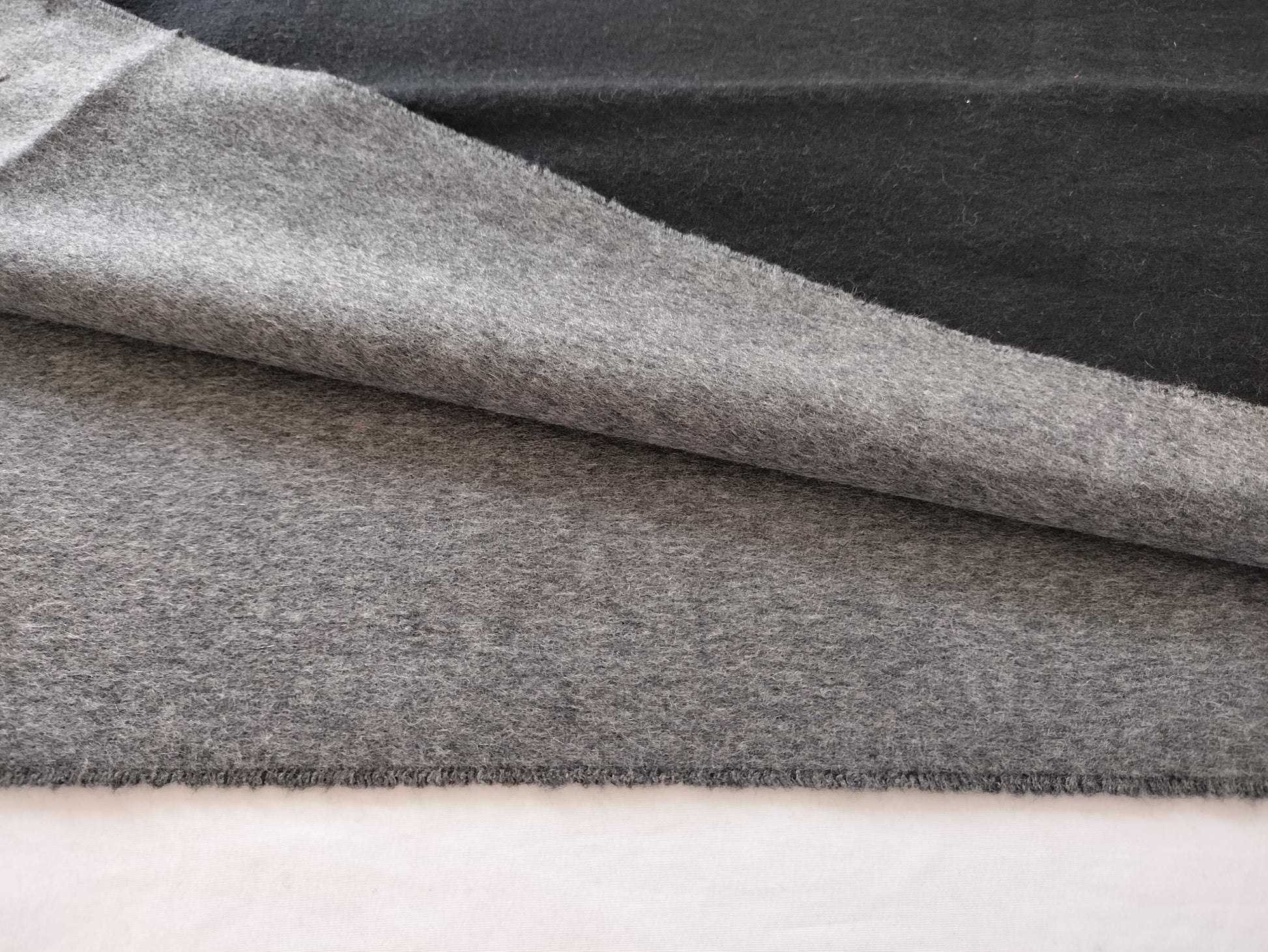 HERMES Cashmere Scarf