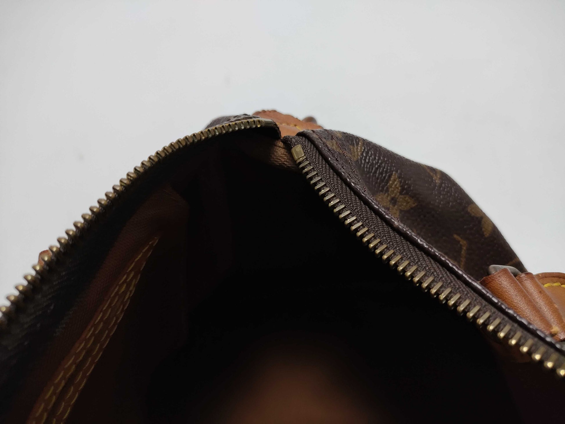 LOUIS VUITTON Monogram M41109 Speedy 25 Handbag
