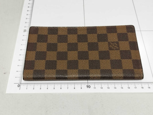 LOUIS VUITTON Damier Porte Carte Credit Wallet