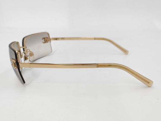 CHANEL Coco Mark Sunglasses 4104-B Sunglasses/Eyewear