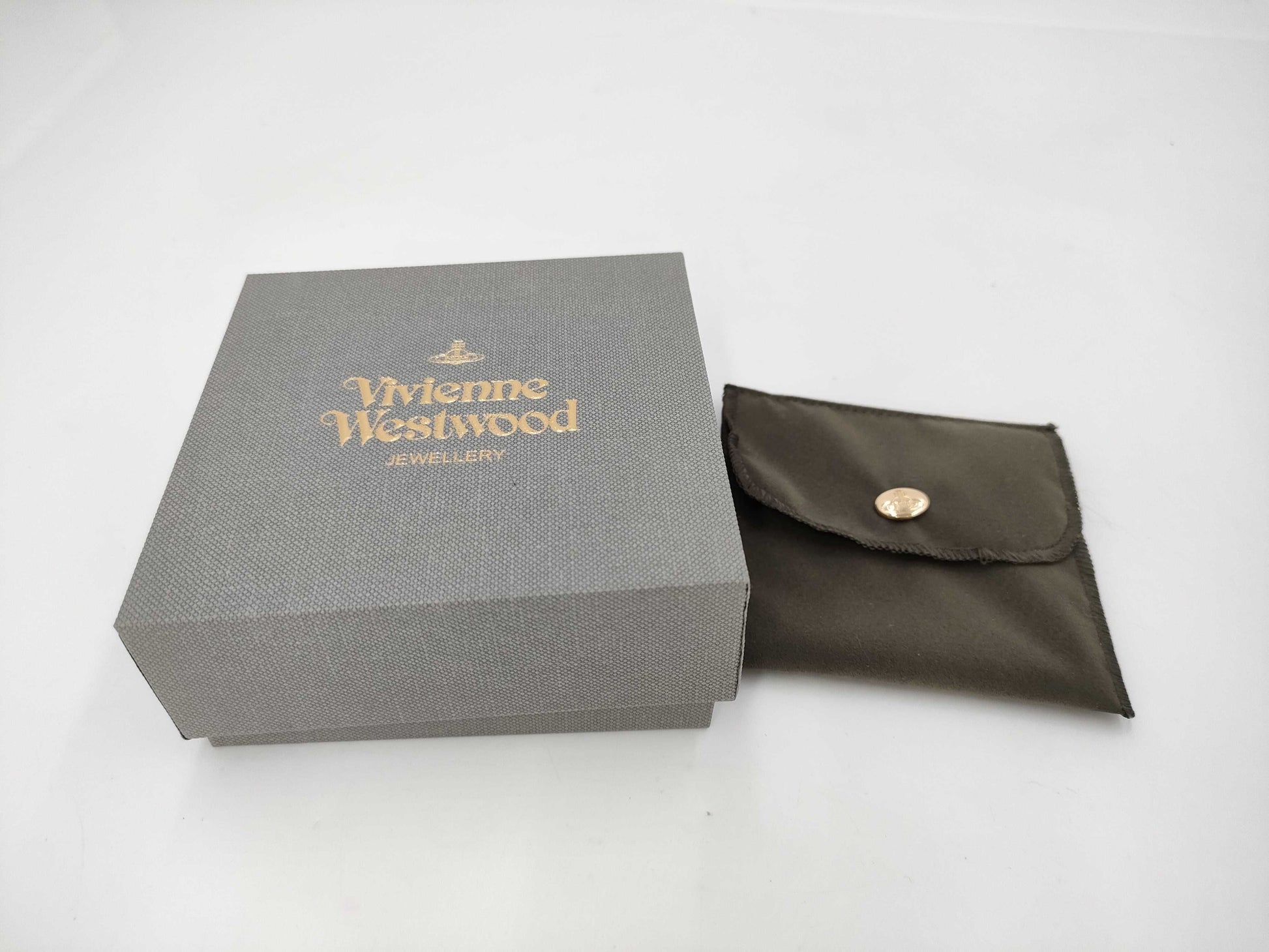  Vivienne Westwood Orb Necklace Necklace