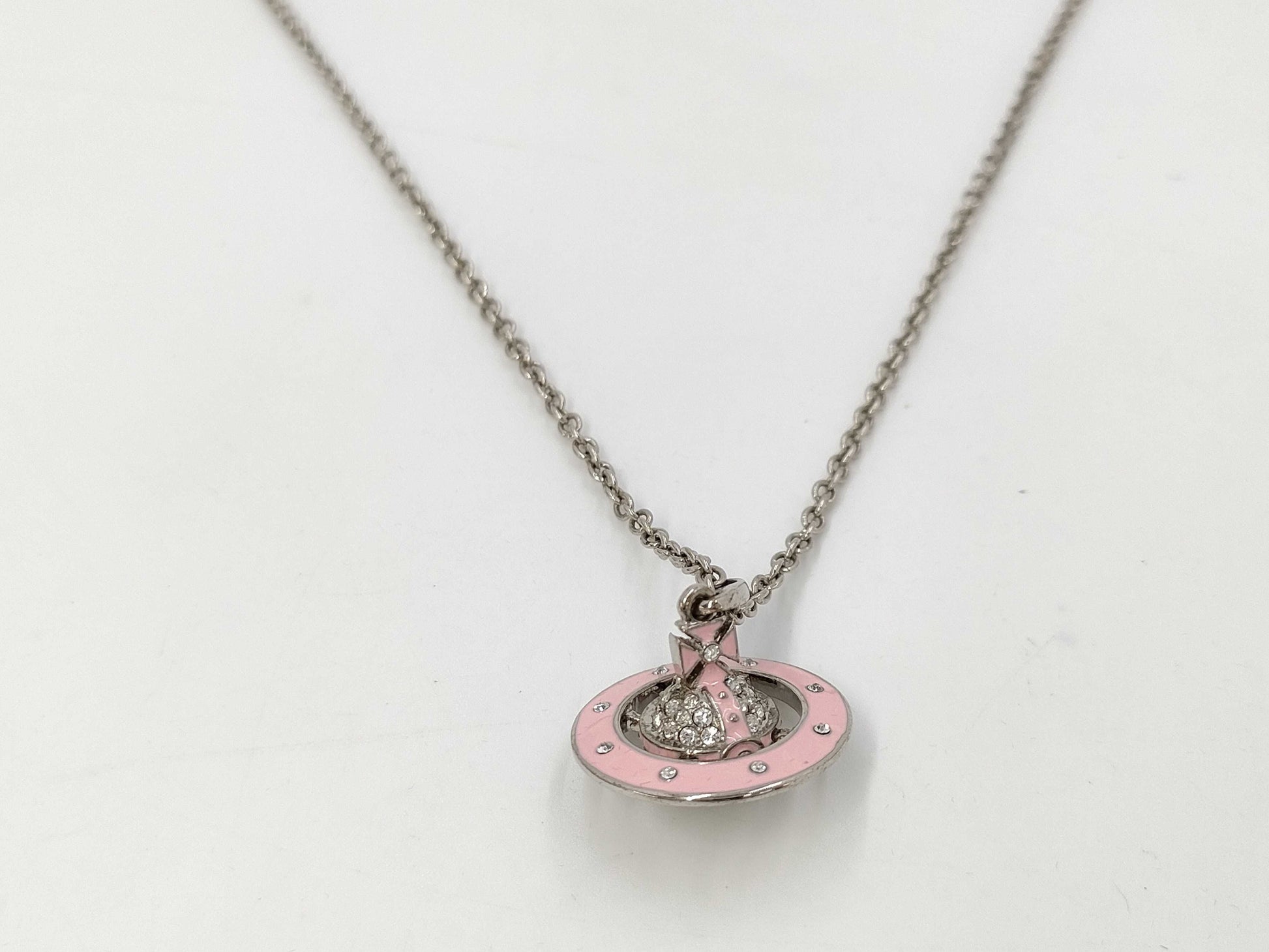  Vivienne Westwood Orb Necklace Necklace