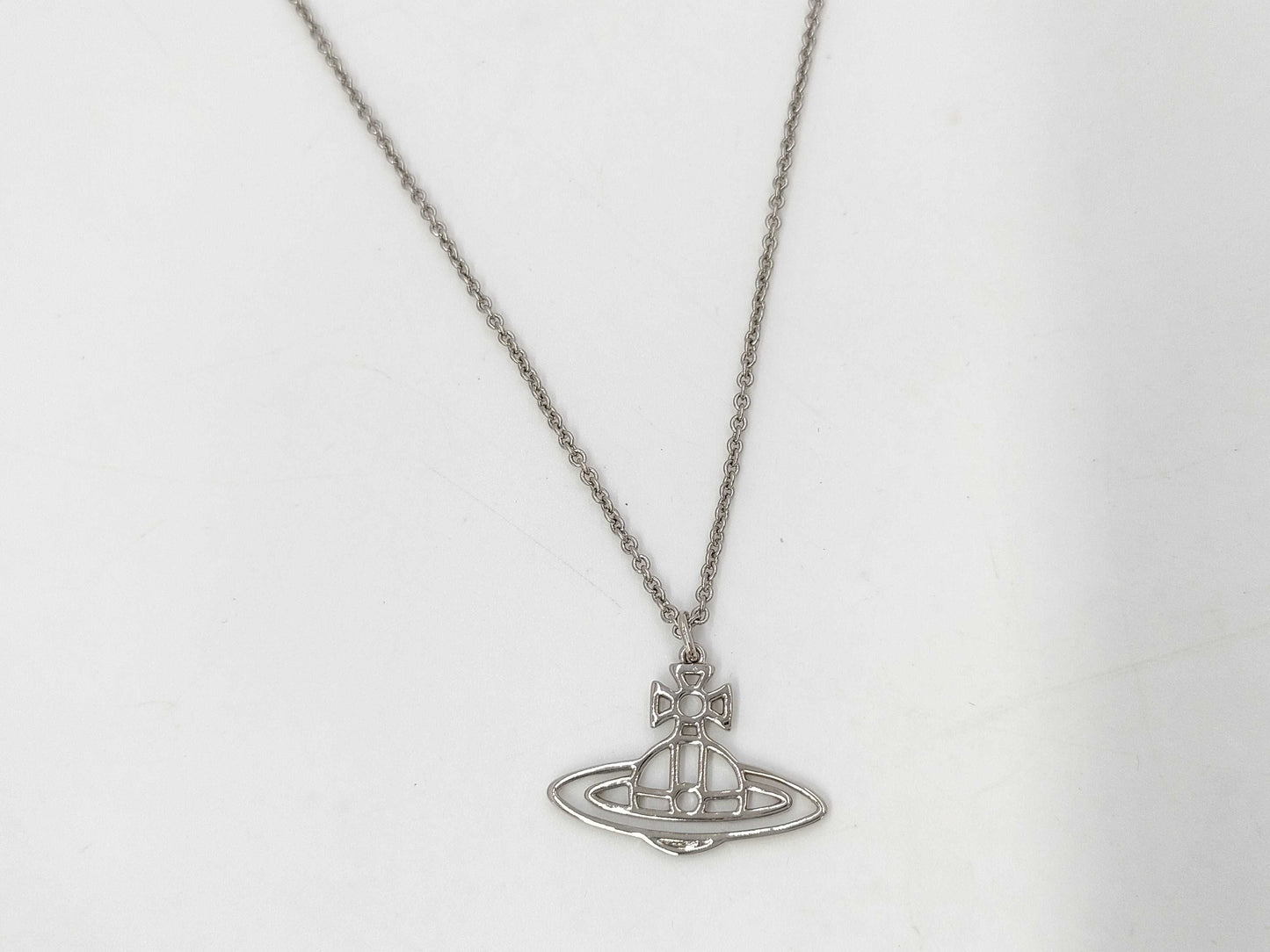 Vivienne Westwood Orb Motif Plate Necklace