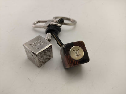 LOUIS VUITTON M61008 Charm