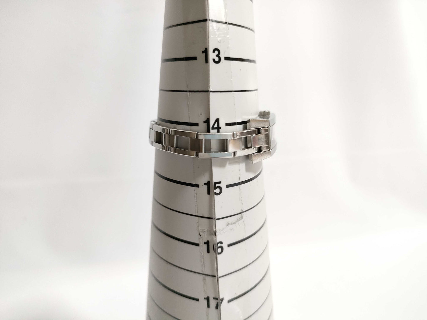 GUCCI 110 White Dial 3PD Women's Watch 