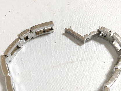 GUCCI 110 White Dial 3PD Women's Watch 