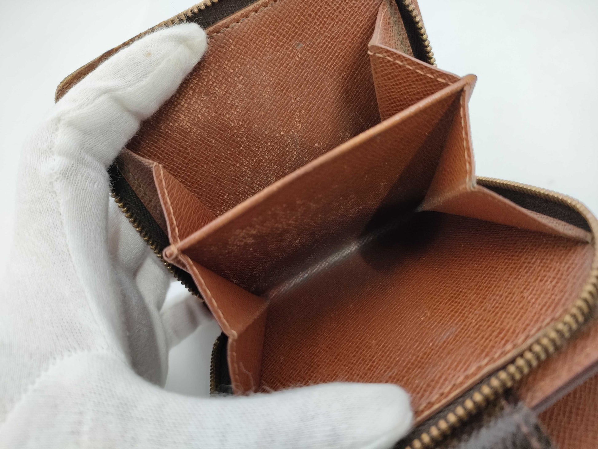 LOUIS VUITTON Monogram Folding Wallet
