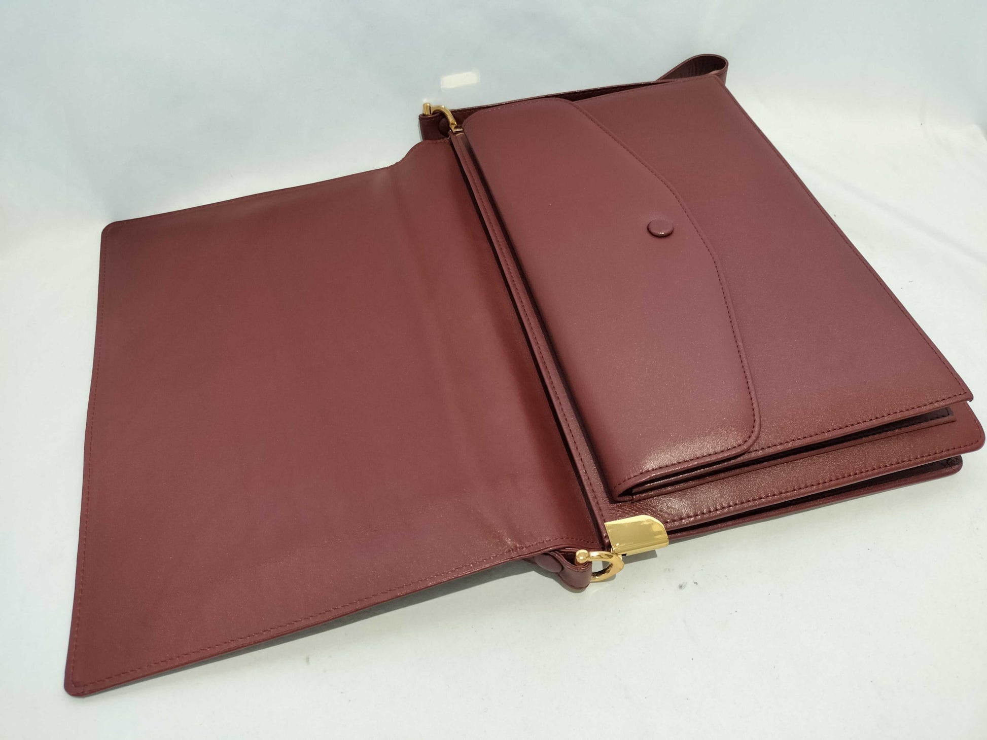 Cartier Must Must Bordeaux Shoulder Bag