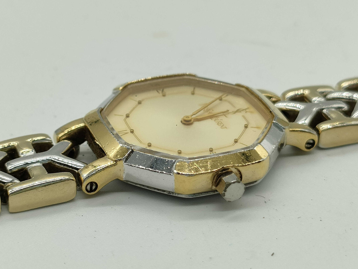 Yves Saint Laurent 2200-241762 Women's Watch