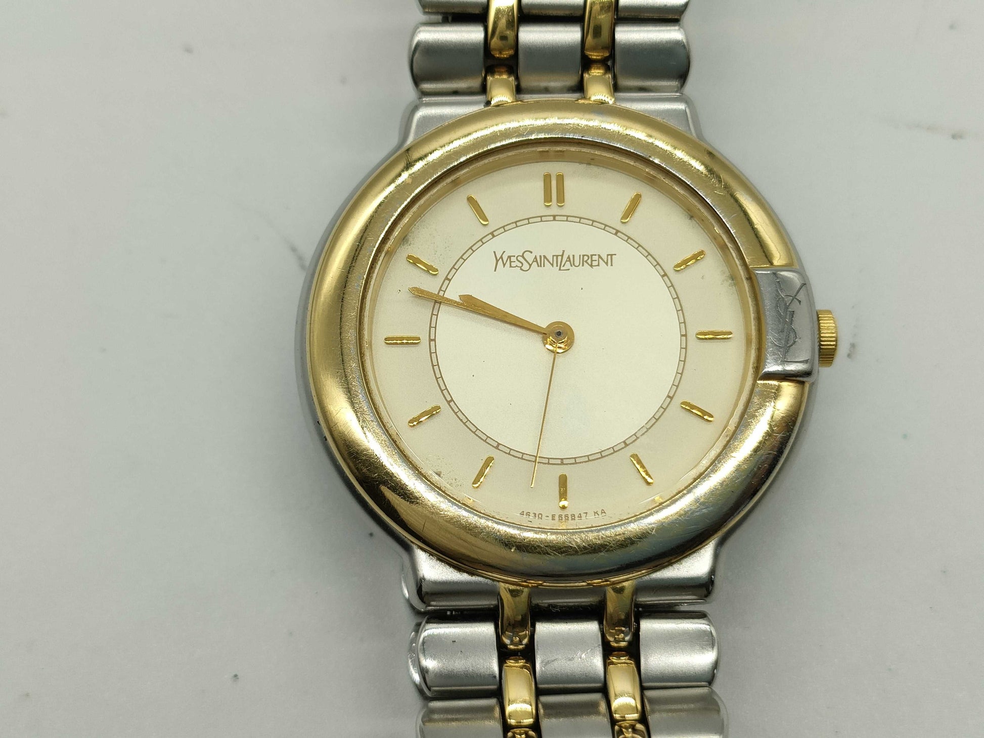 Yves Saint Laurent Quartz 4630-E63 Women's Watch