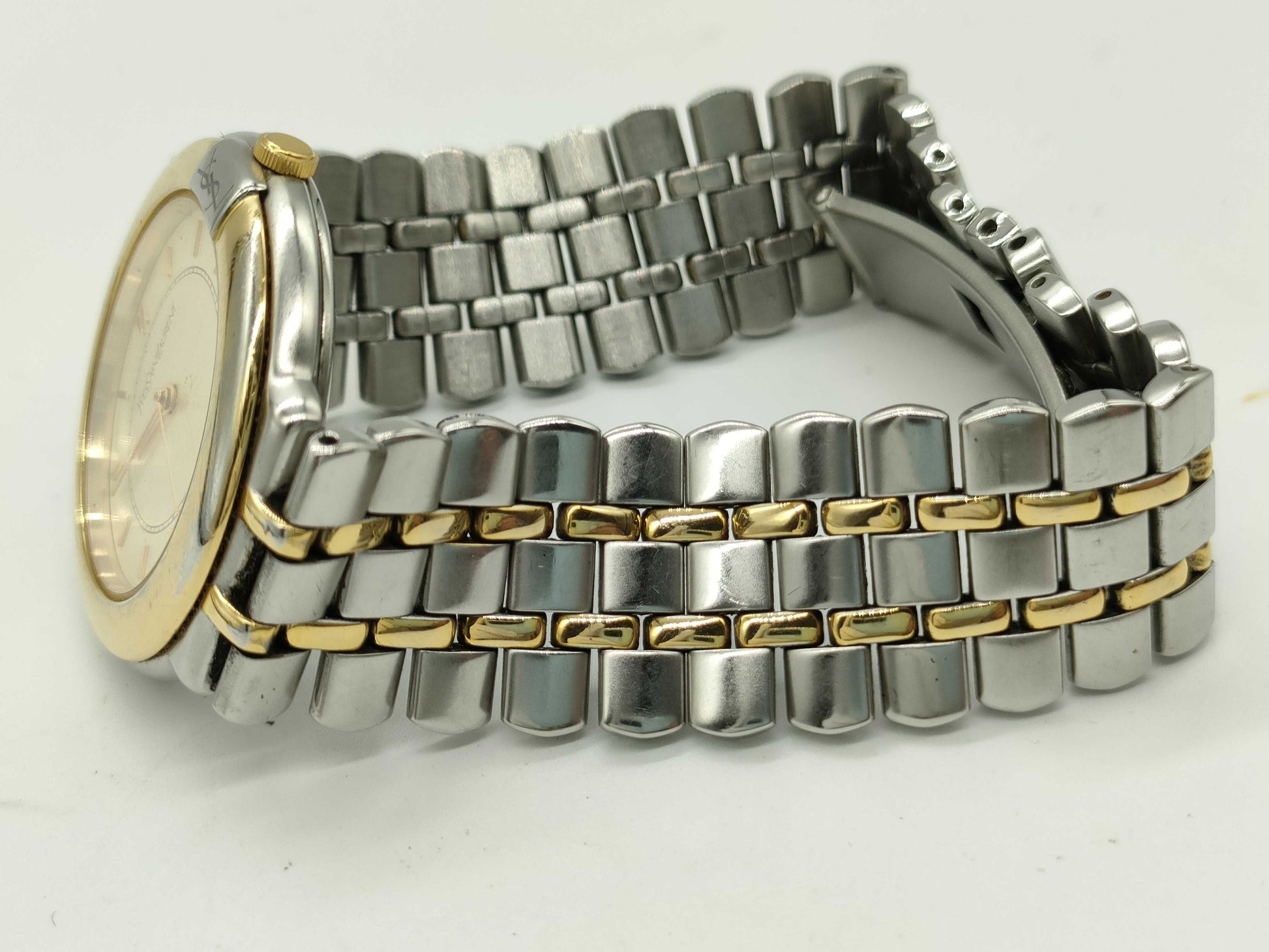 Yves Saint Laurent Quartz 4630-E63 Women's Watch