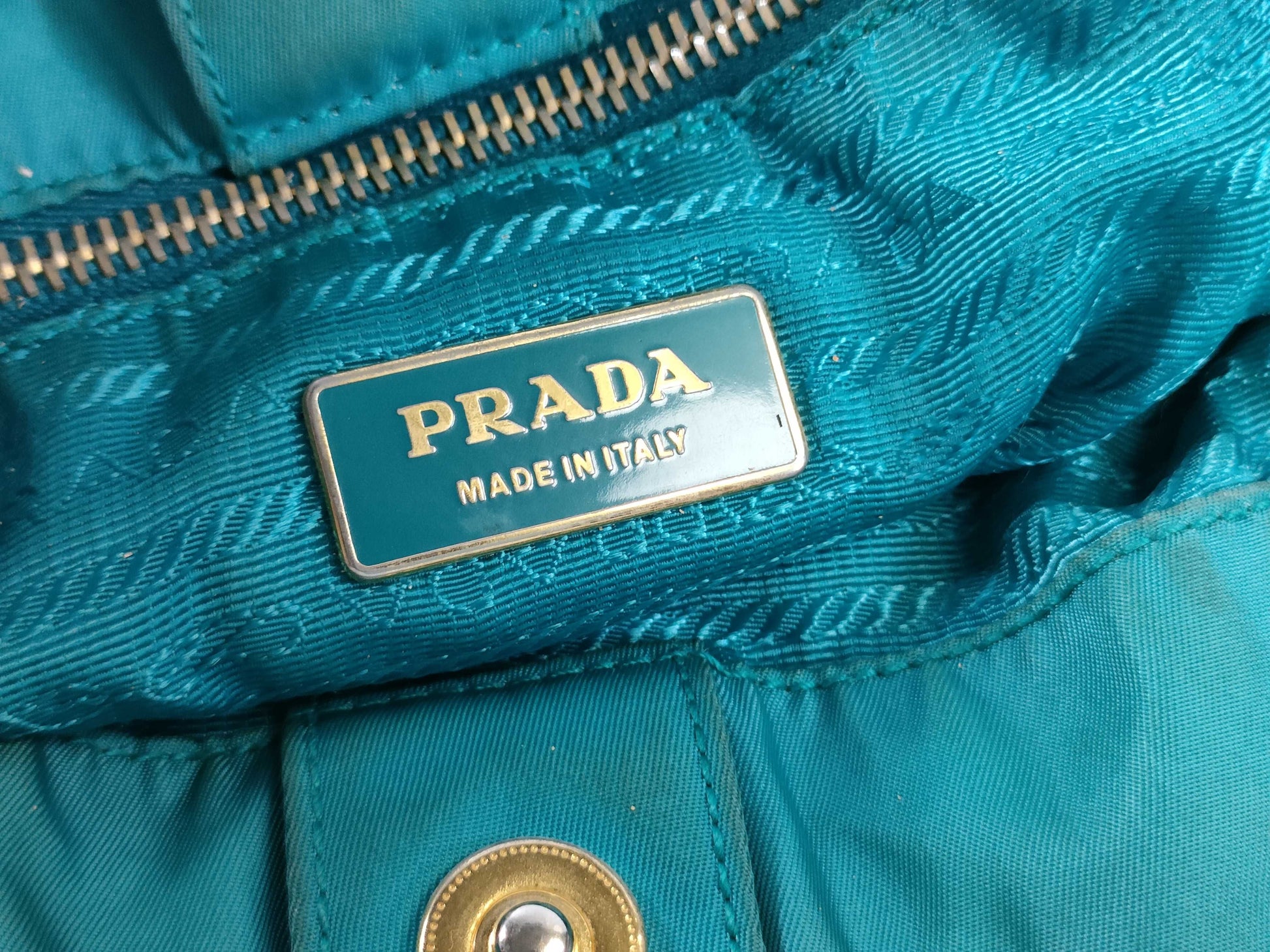PRADA nylon one-shoulder shoulder bag