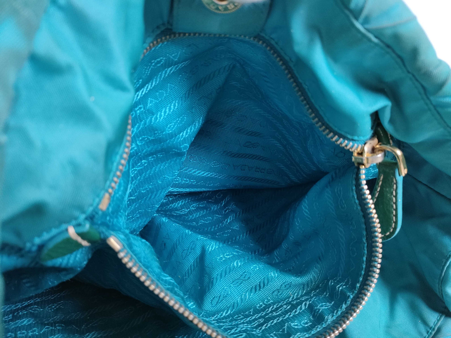 PRADA nylon one-shoulder shoulder bag