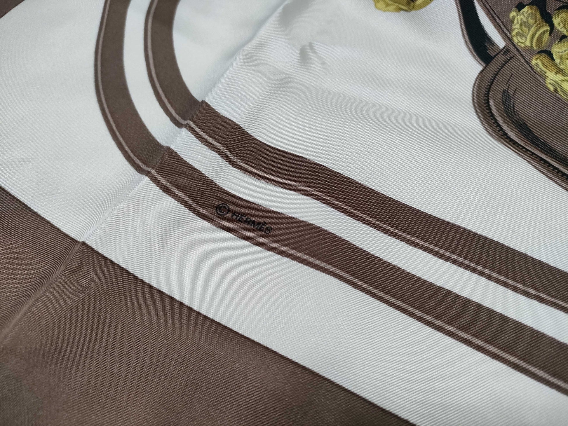 HERMES Carré Bride de Gala Scarf