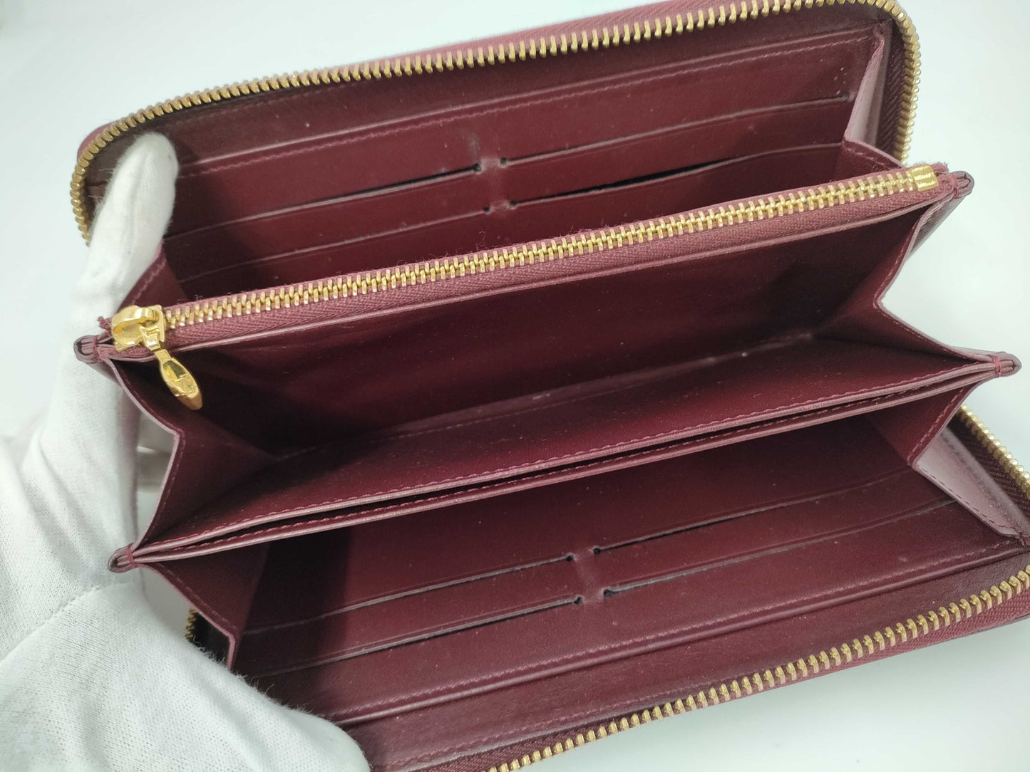 LOUIS VUITTON Vernis Zippy Wallet
