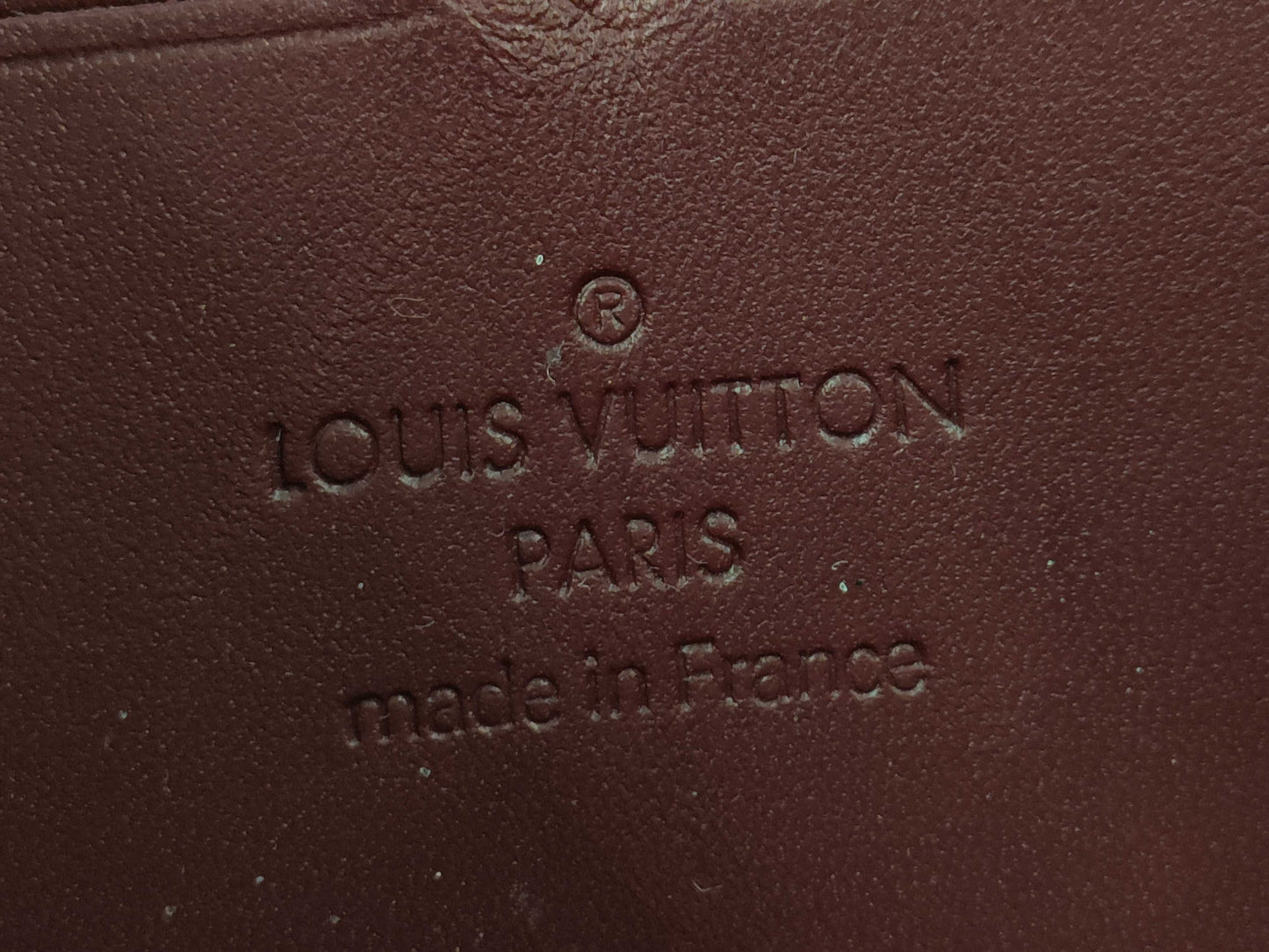 LOUIS VUITTON Vernis Zippy Wallet