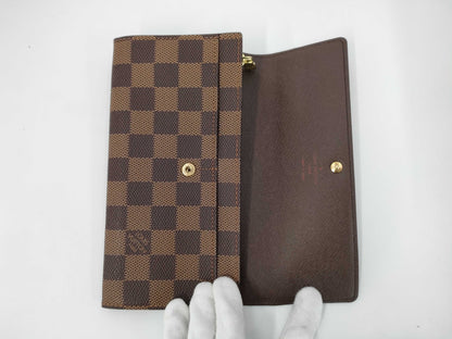 LOUIS VUITTON Damier Portefeuille Sarah Wallet