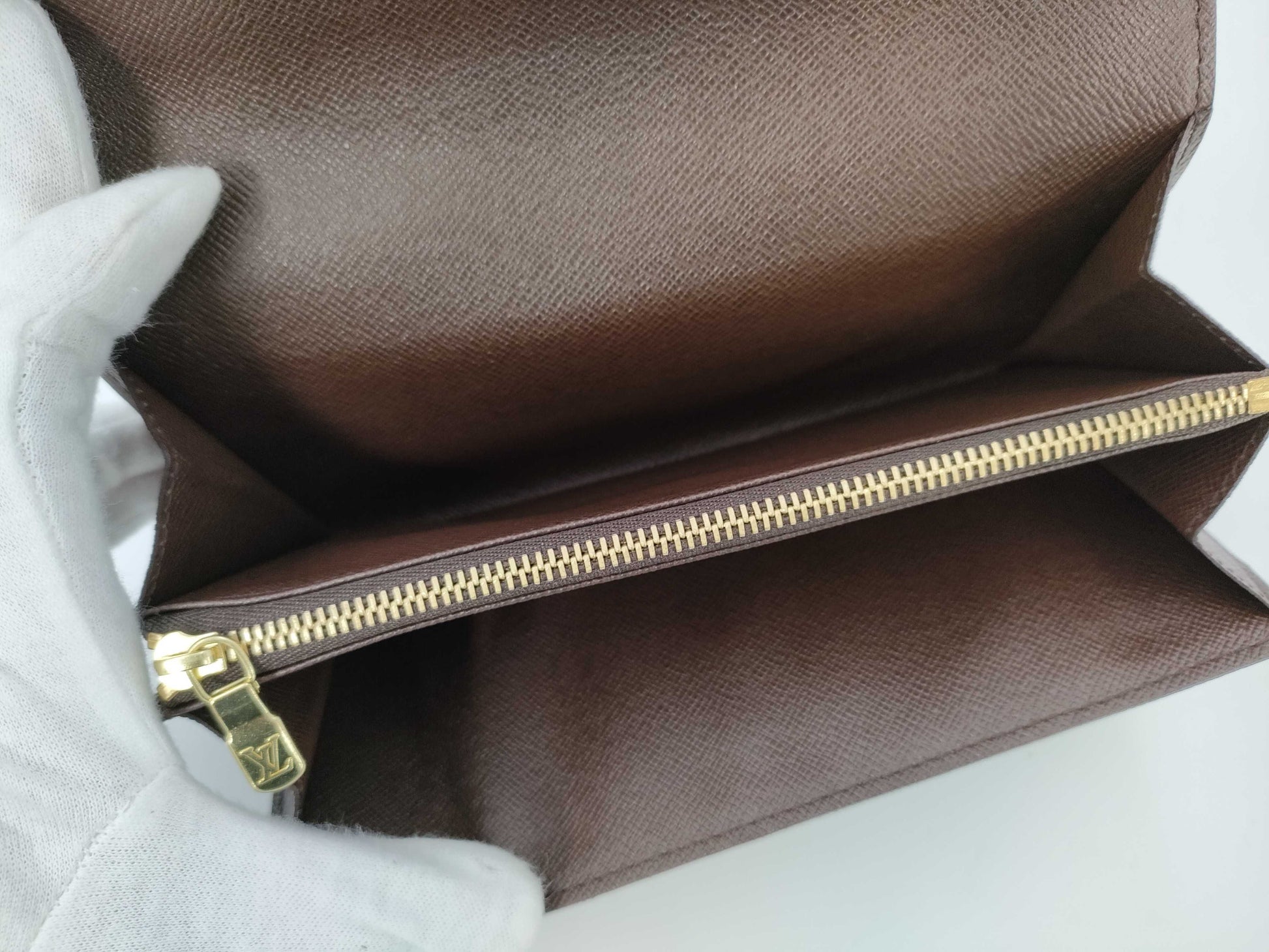LOUIS VUITTON Damier Portefeuille Sarah Wallet