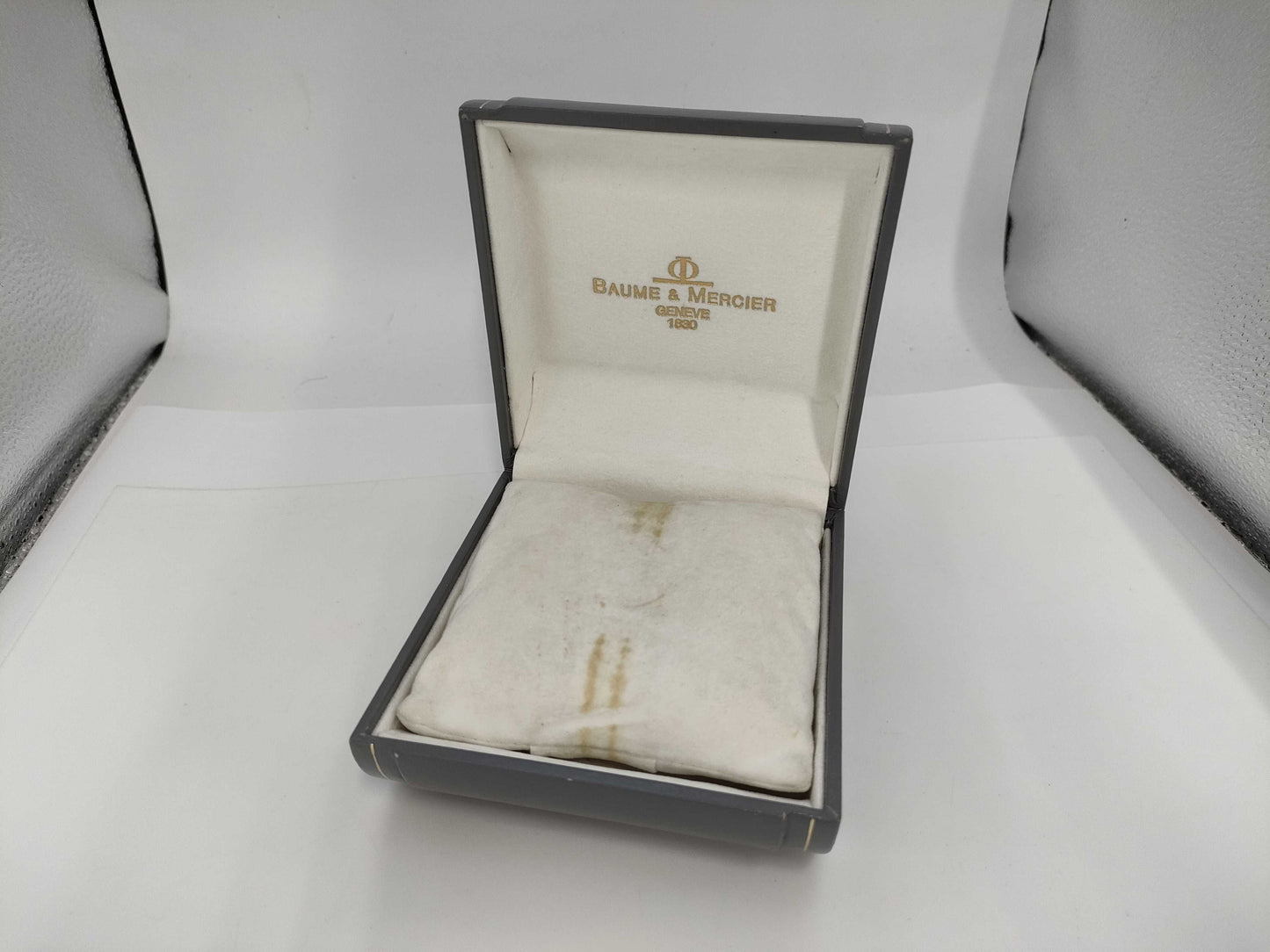 BAUME & MERCIER Riviera 83212.1 1708720 K18 Unoperated Women's Watch