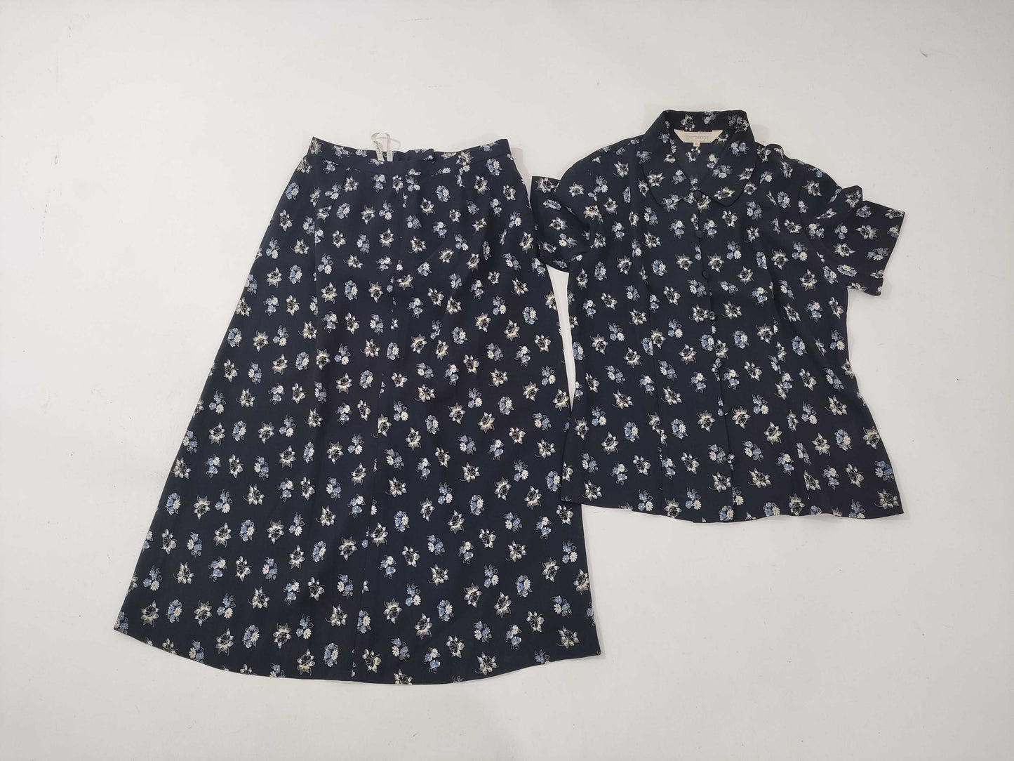 BURBERRY / Floral Print Short Sleeve Set / Navy Other Apparel