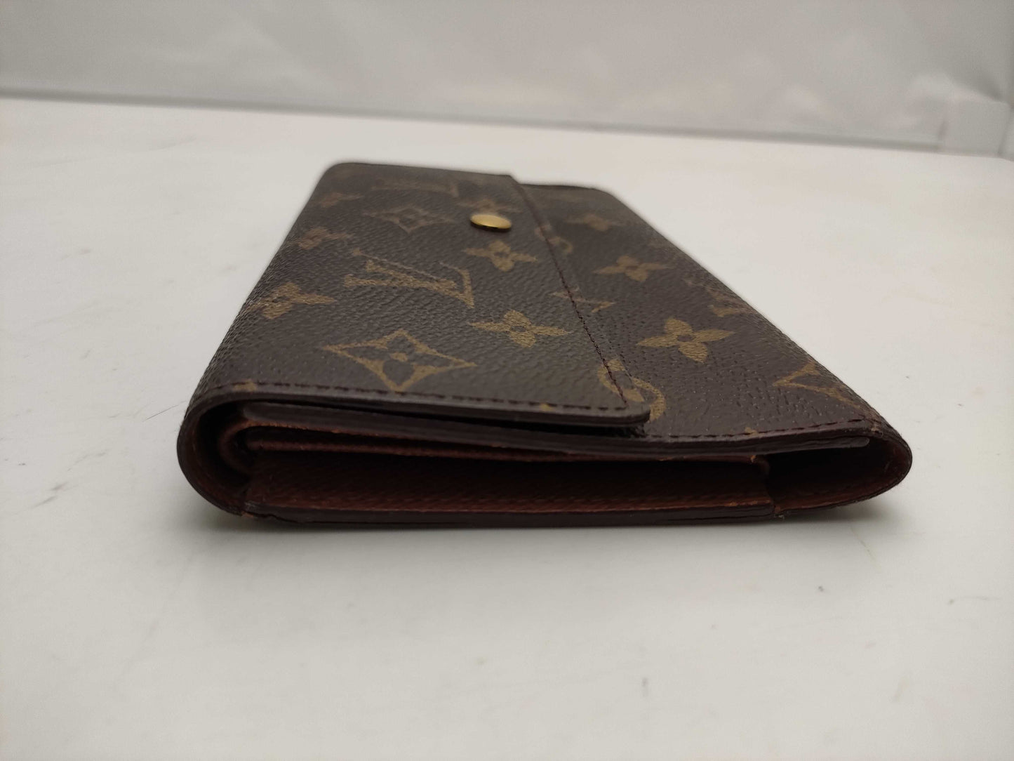 LOUIS VUITTON Monogram M61217 Portefeuille International Wallet