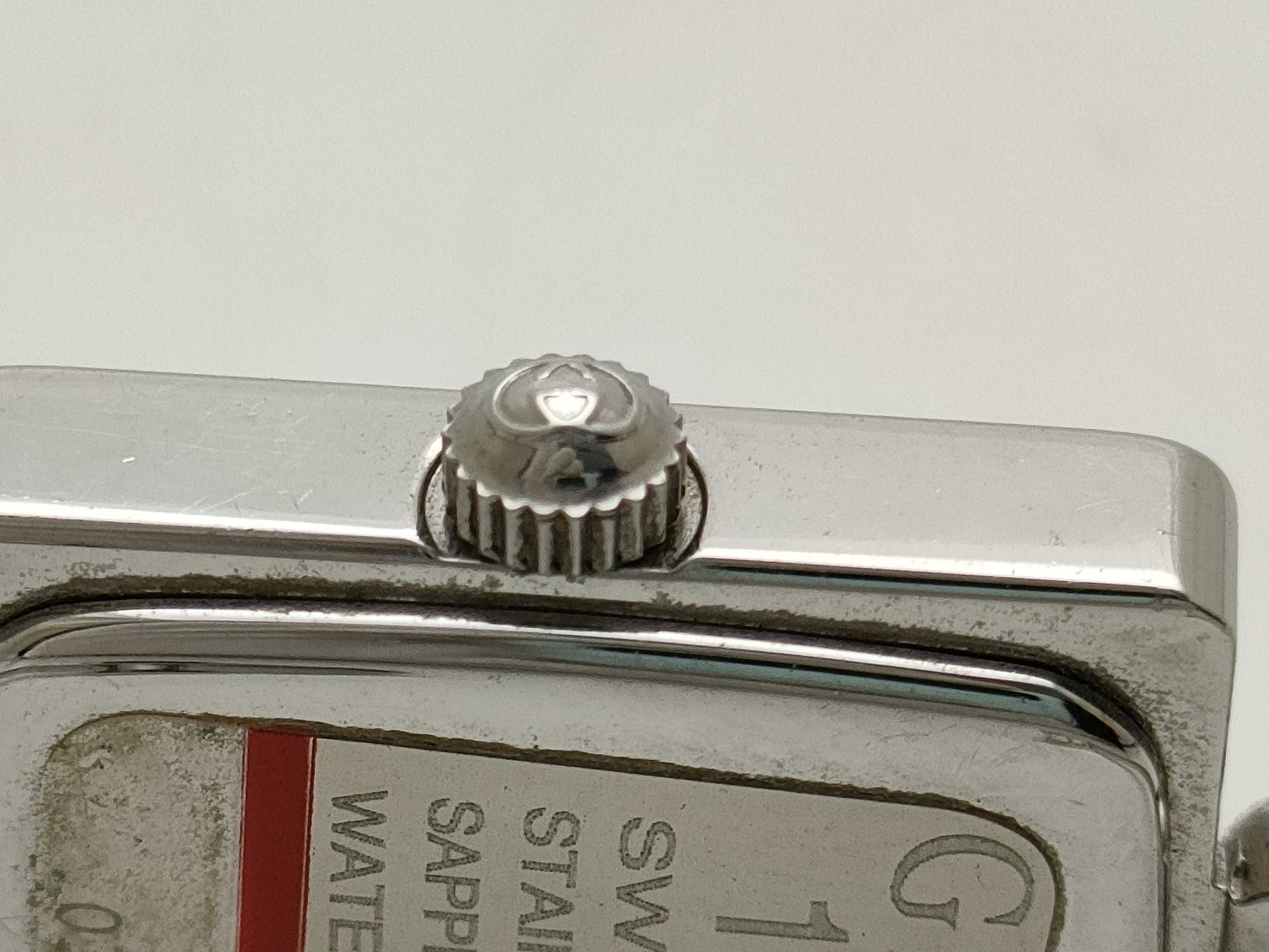 GUCCI 1900L Women's Watch