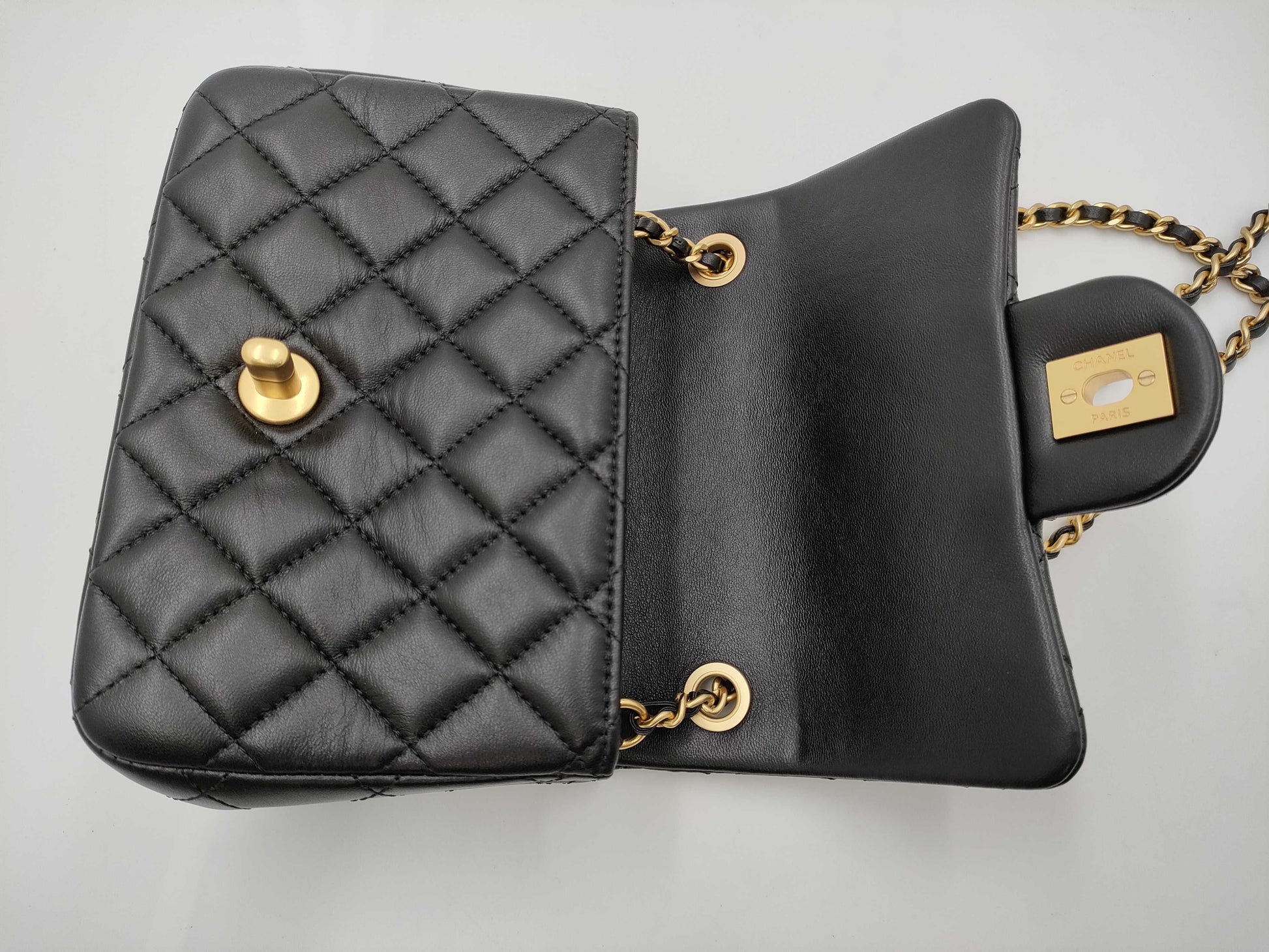 CHANEL Lambskin Minimato Coco Ball AS1786 Shoulder Bag