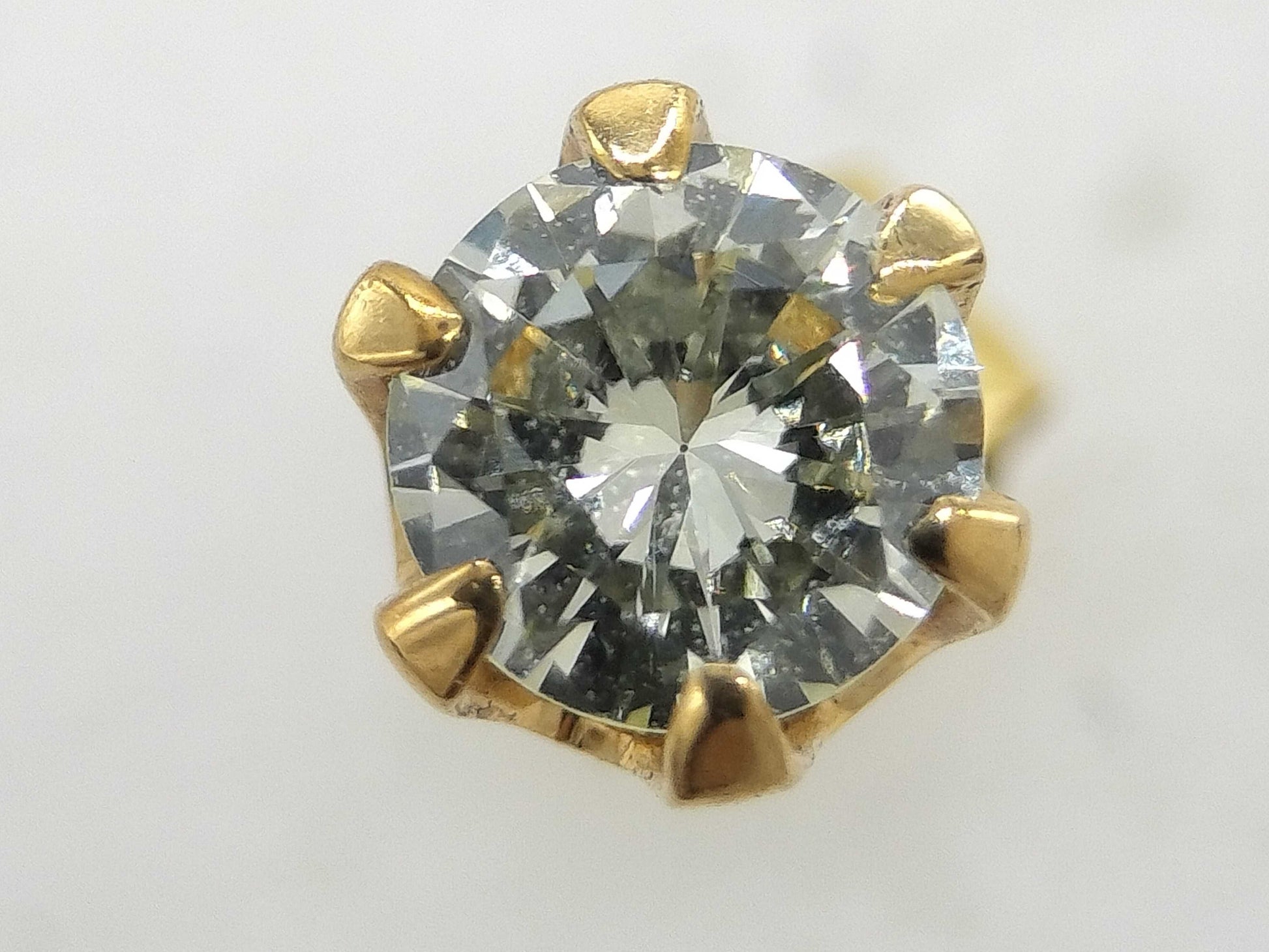 D 0.2ct/0.27ct K18 0.8g Earrings 