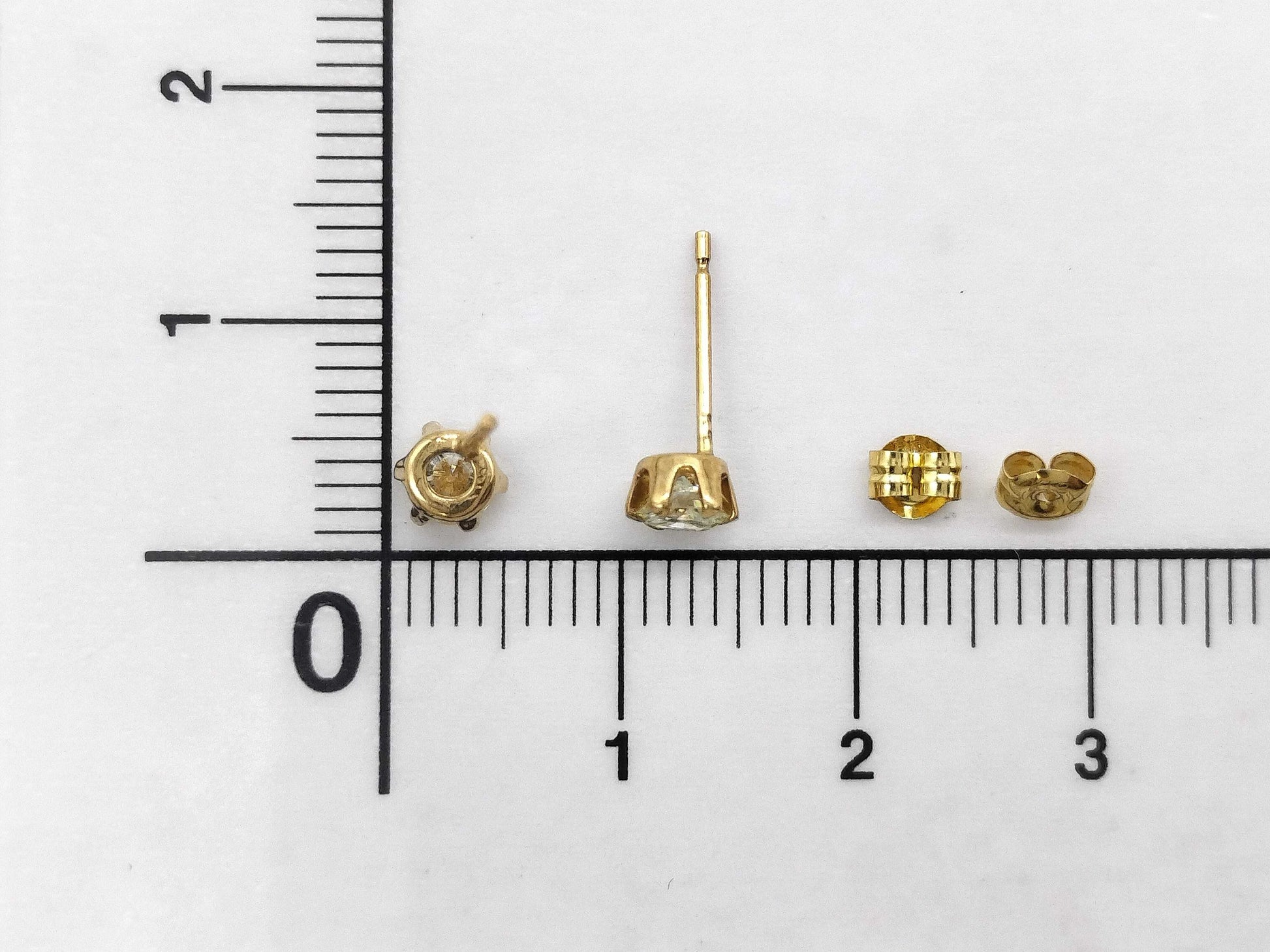 D 0.2ct/0.27ct K18 0.8g Earrings 