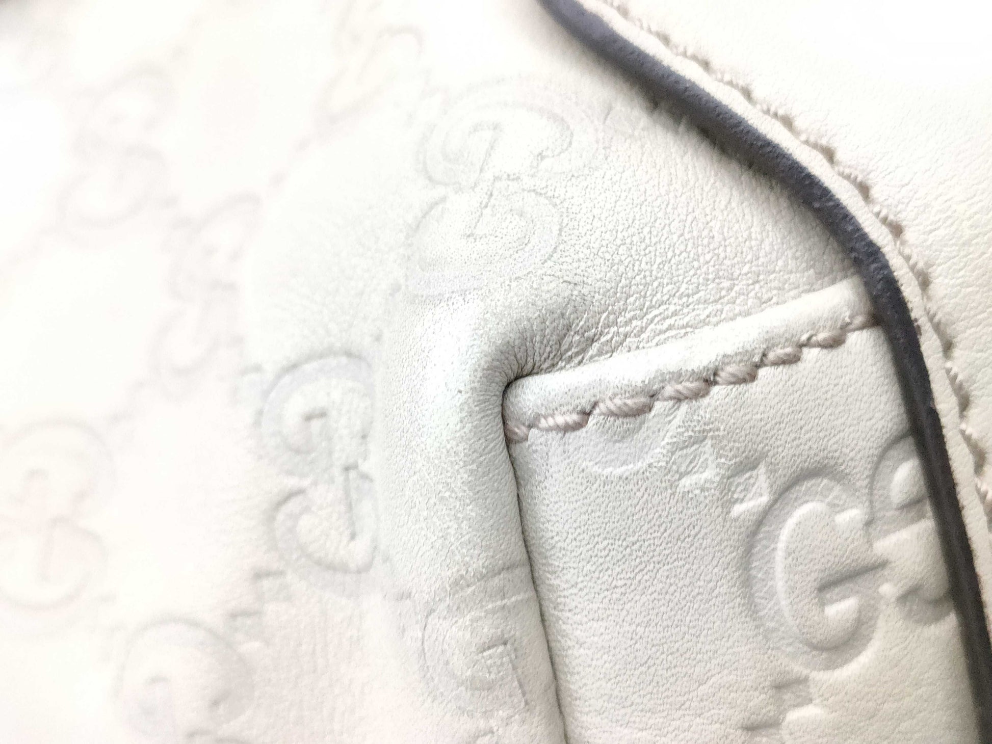GUCCI Guccissima Leather Shoulder Bag 162900 001013