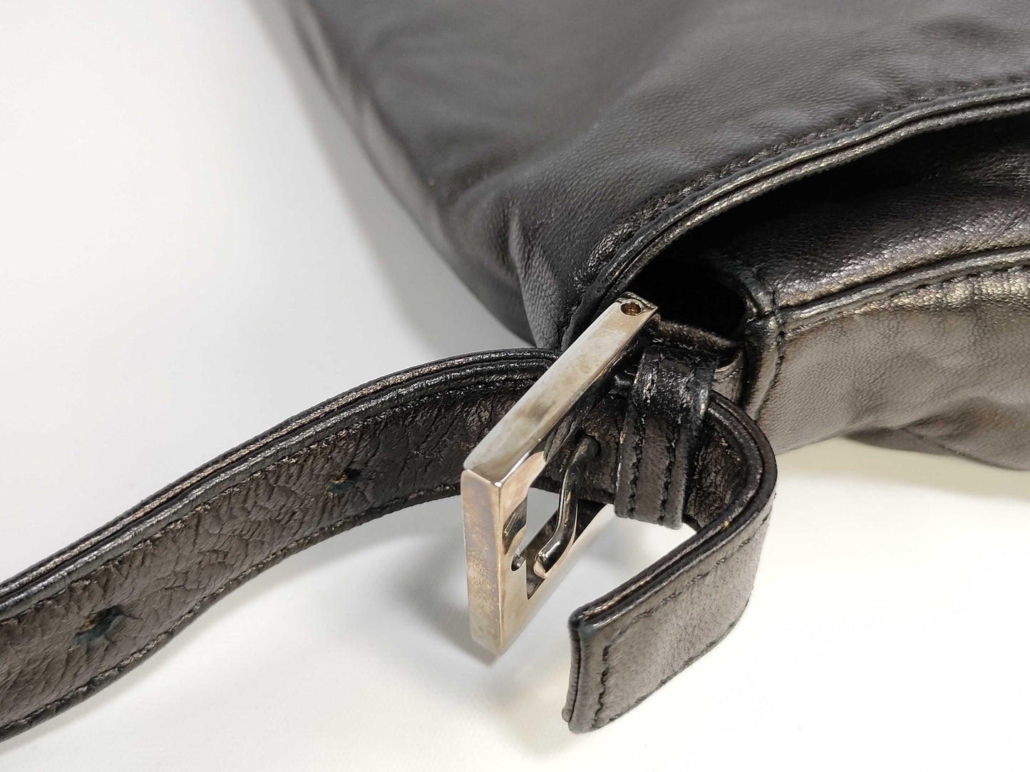 FENDI Mamma Bucket Leather Shoulder Bag Black