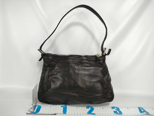 FENDI Mamma Bucket Leather Shoulder Bag Black