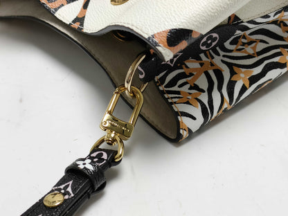 LOUIS VUITTON Monogram NeoNoe Shoulder Bag