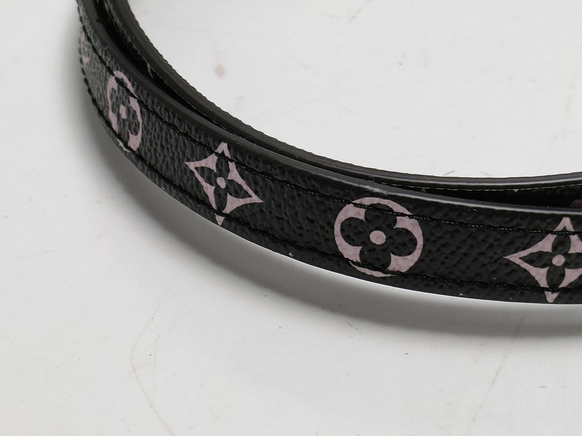 LOUIS VUITTON Monogram NeoNoe Shoulder Bag