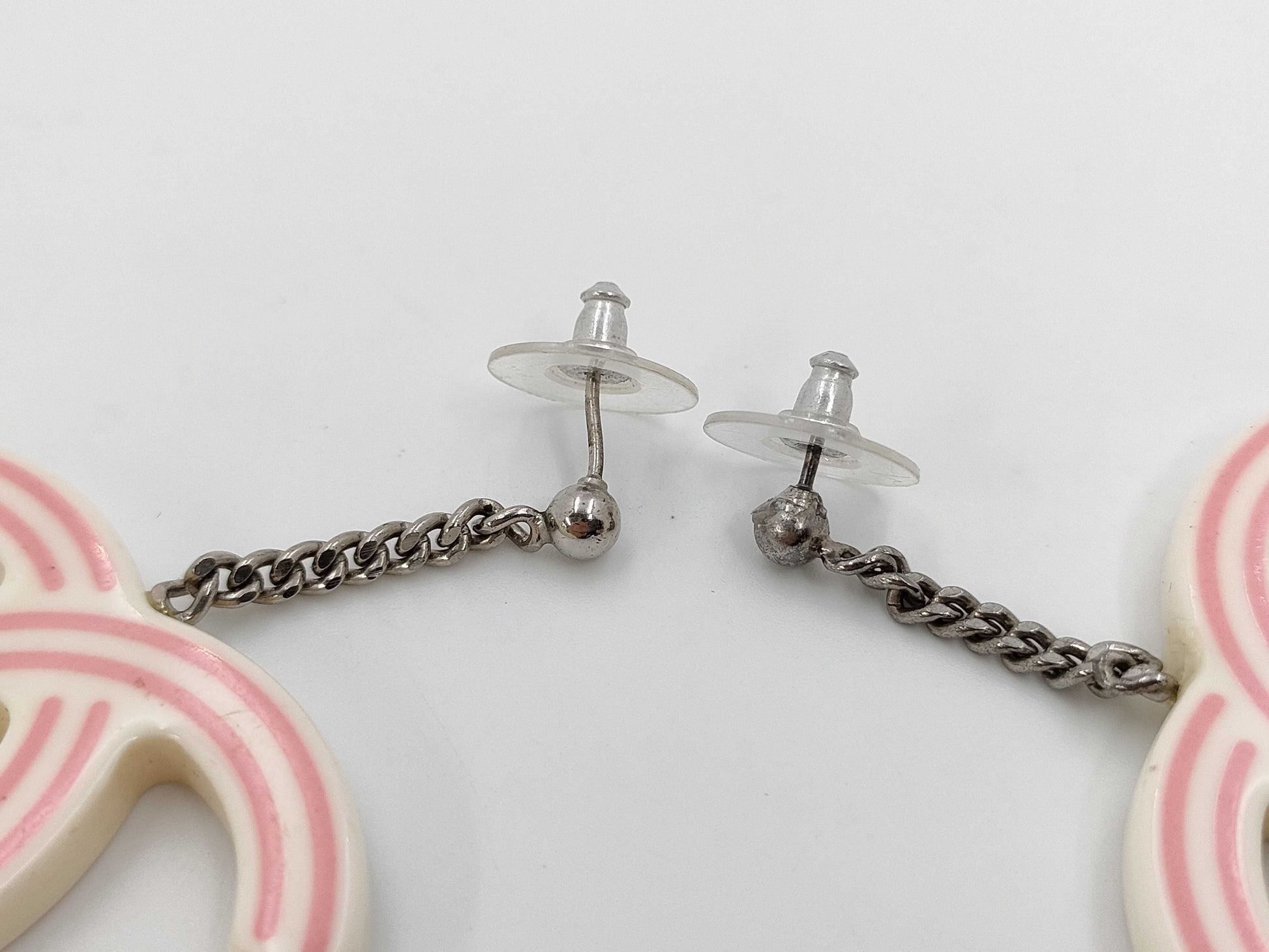 CHANEL Swing Earrings