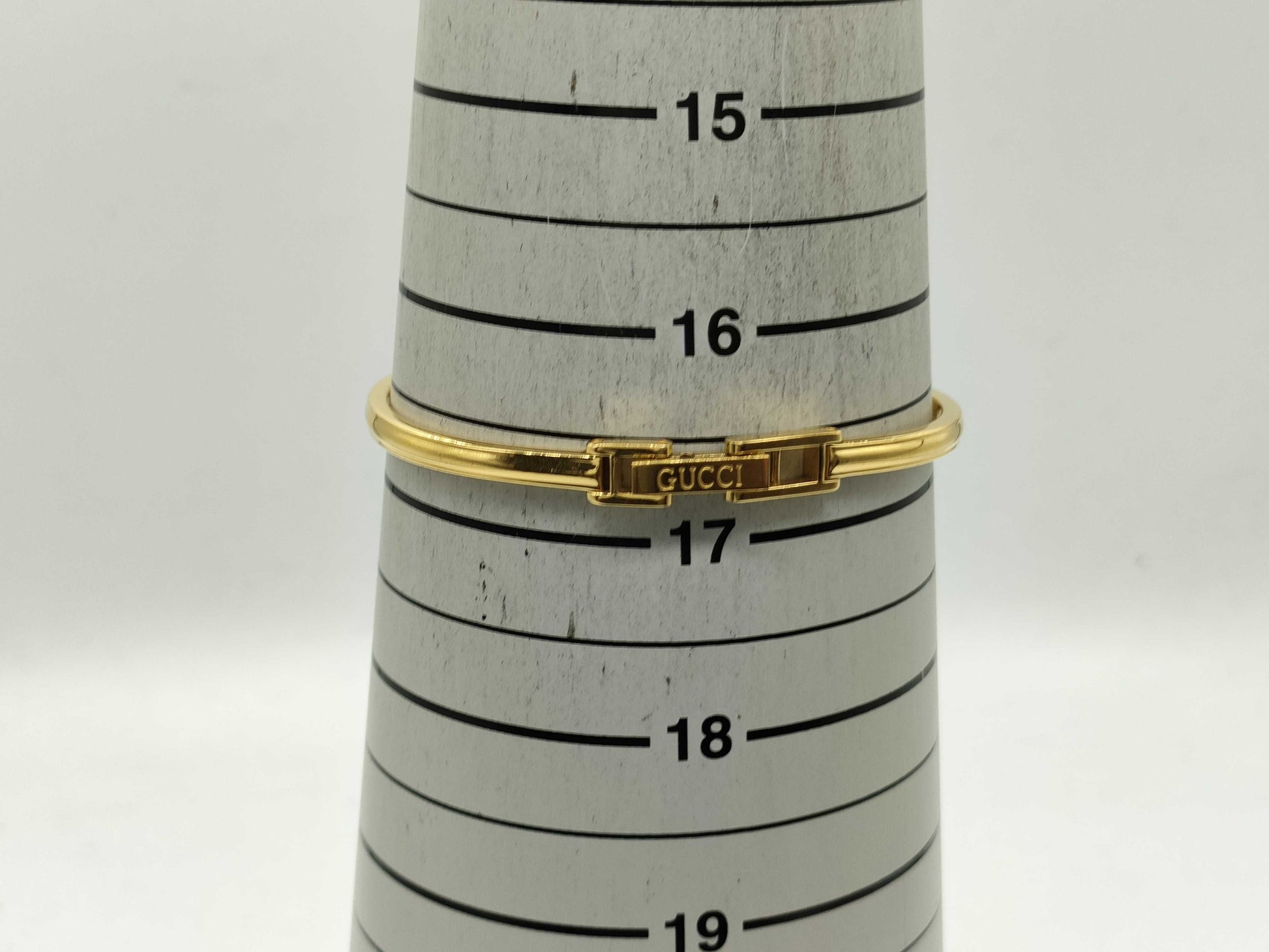 GUCCI 11/12.2 Women's Watch