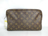 LOUIS VUITTON [Model Number] M47522 Monogram True Toilet 28 Pouch