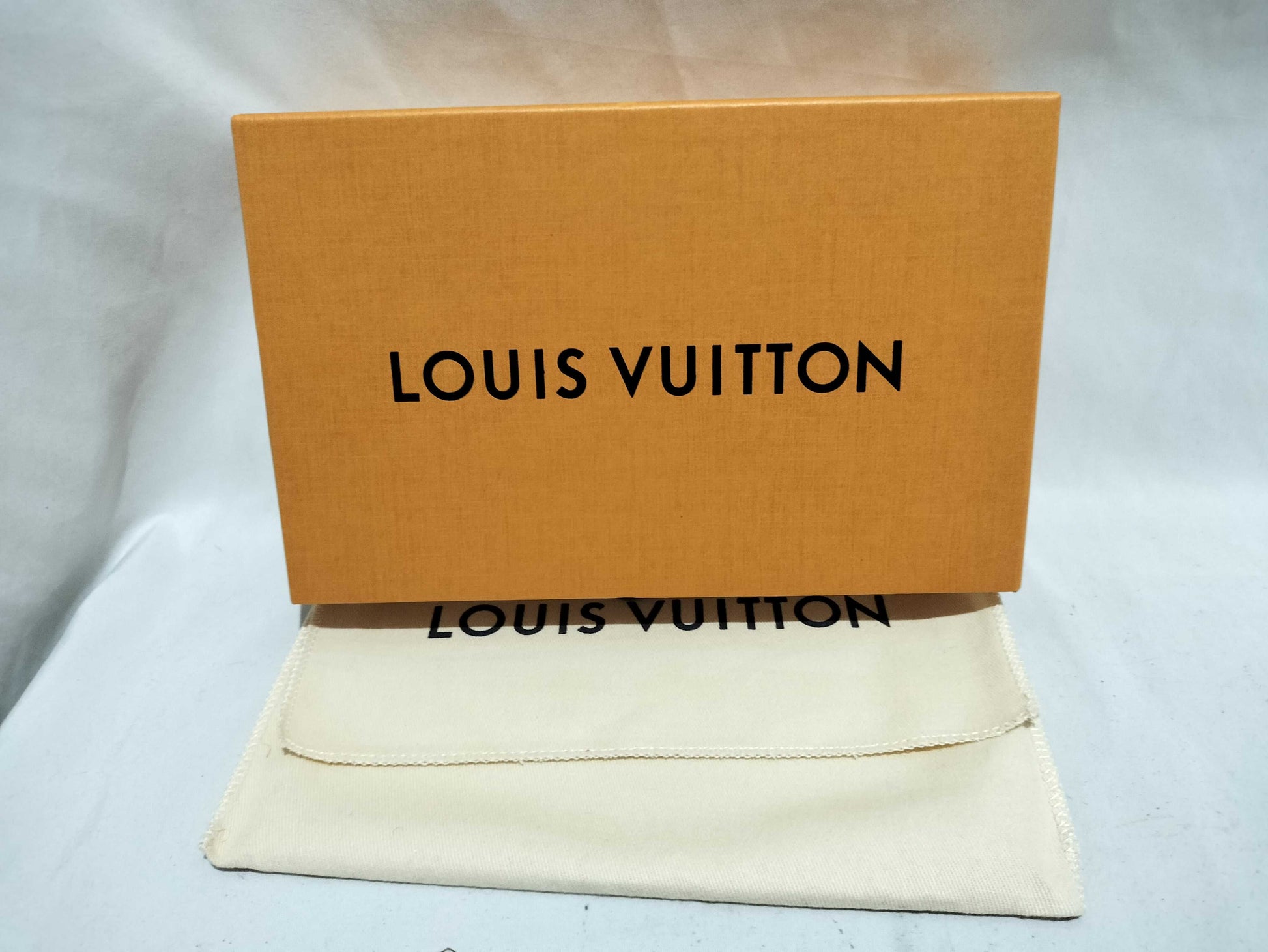 LOUIS VUITTON Damier [20% OFF] Portefeuille Sarah Damier Ebene Wallet