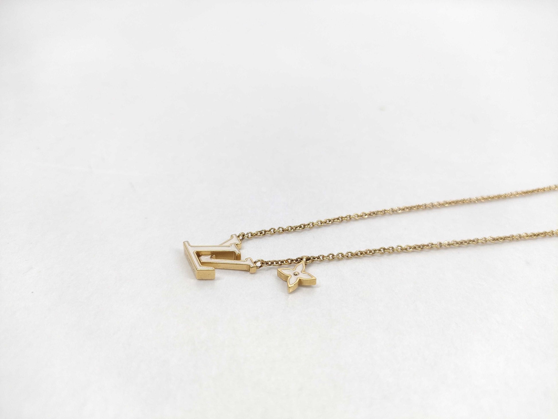 LOUIS VUITTON M01092 M01092 LV Iconic Enamel Necklace Necklace