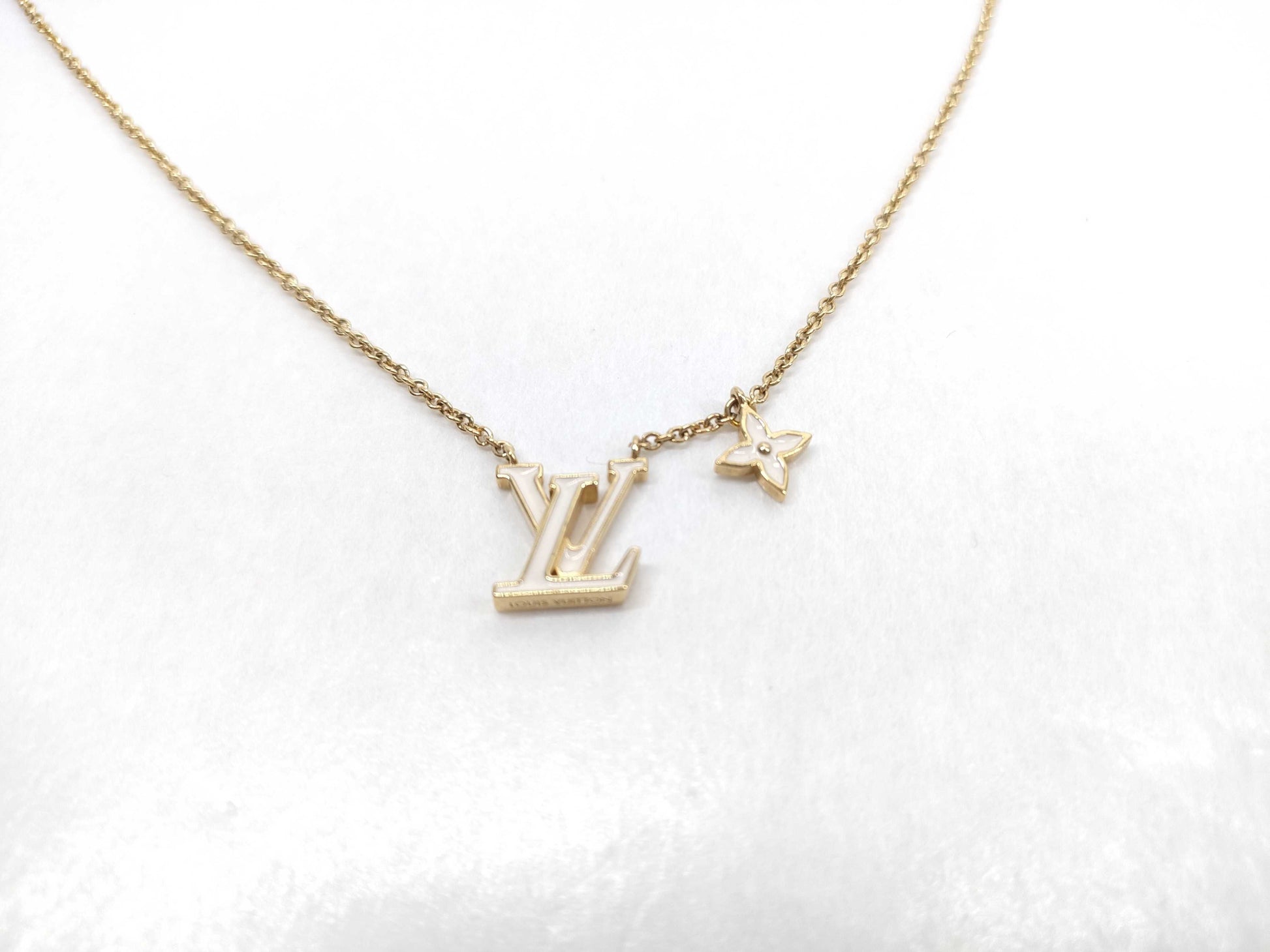 LOUIS VUITTON M01092 M01092 LV Iconic Enamel Necklace Necklace
