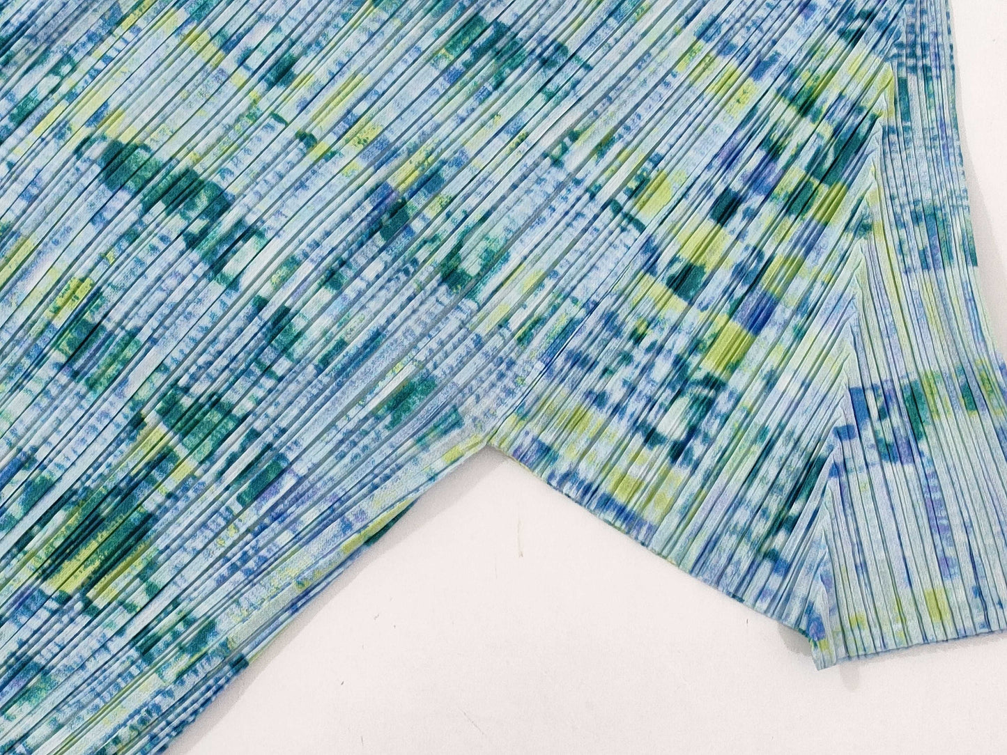 ISSEY MIYAKE Pleats Please/All-over Print Shirt