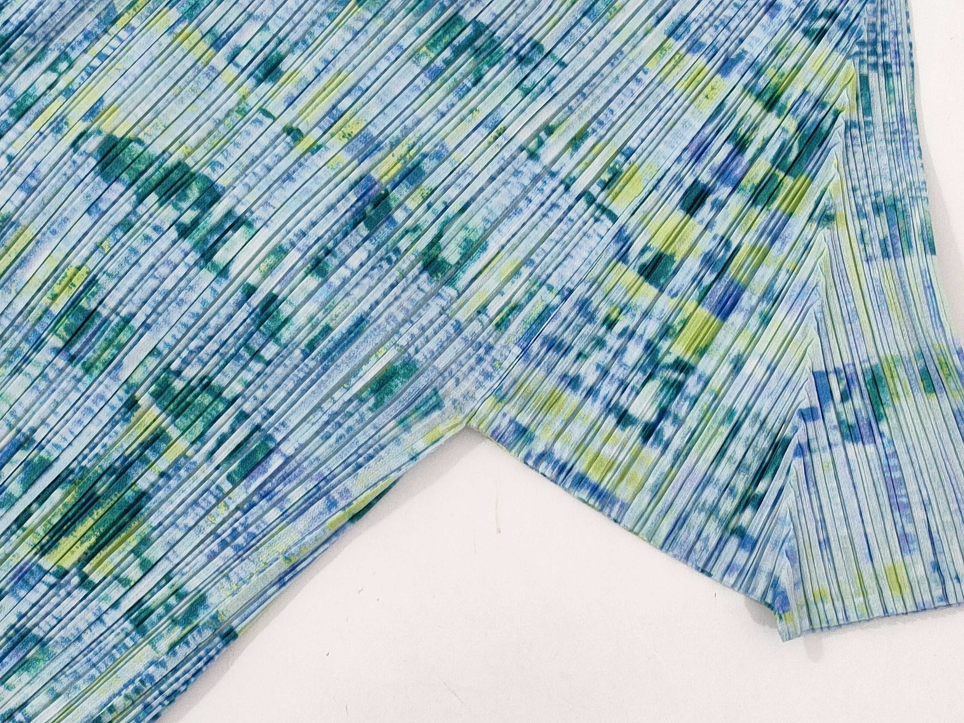 ISSEY MIYAKE Pleats Please/All-over Print Shirt