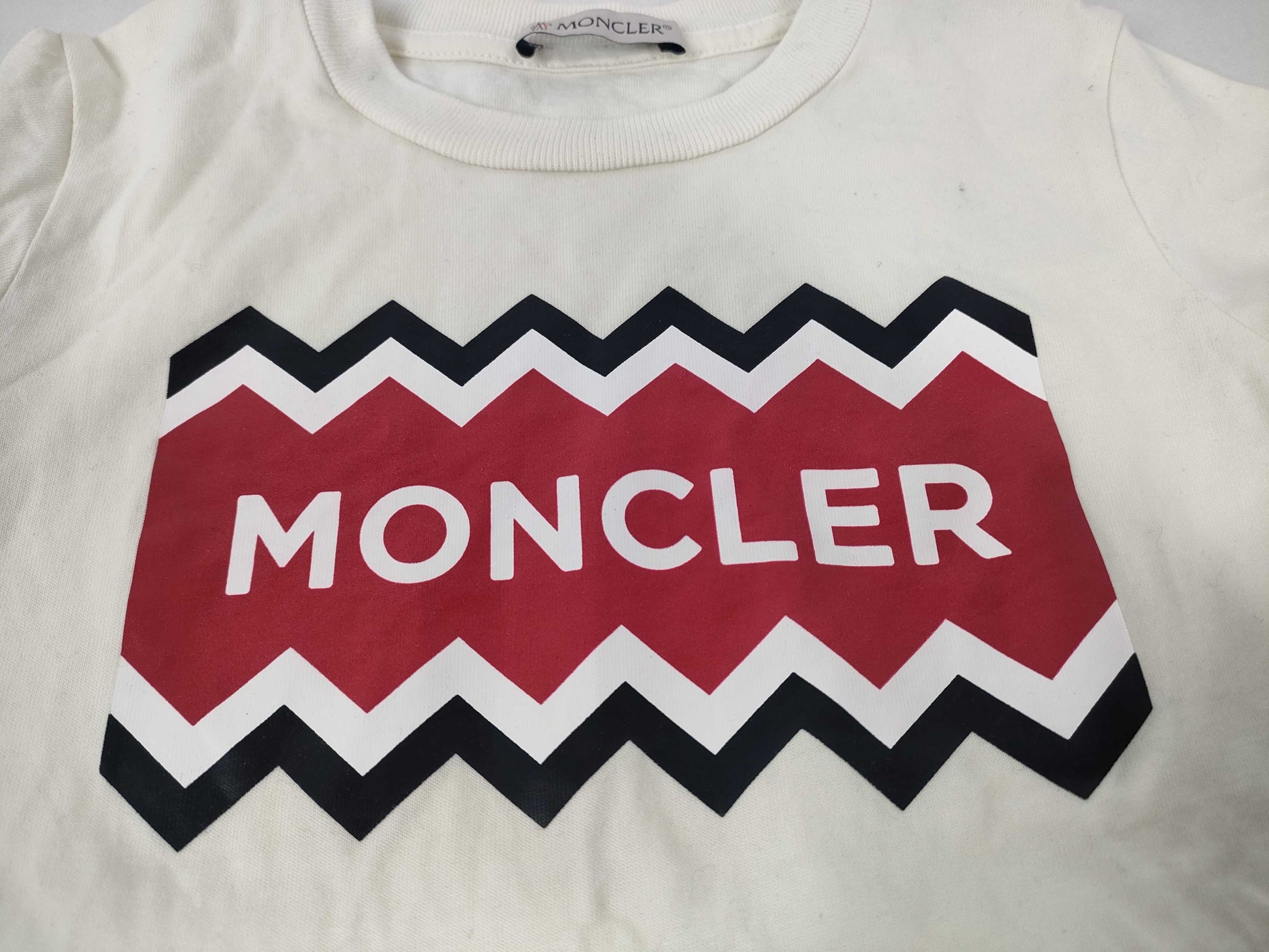 MONCLER MAGLIA T-SHIRT T-SHIRT/45269071VFYU T-shirt