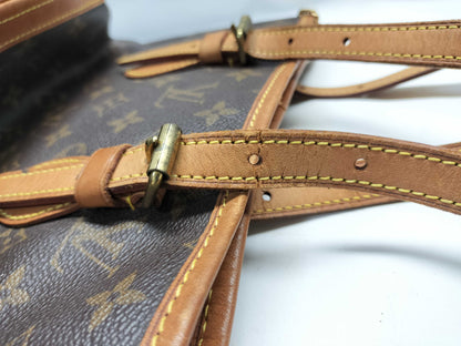 LOUIS VUITTON M42238 Monogram Bucket PM Shoulder Bag