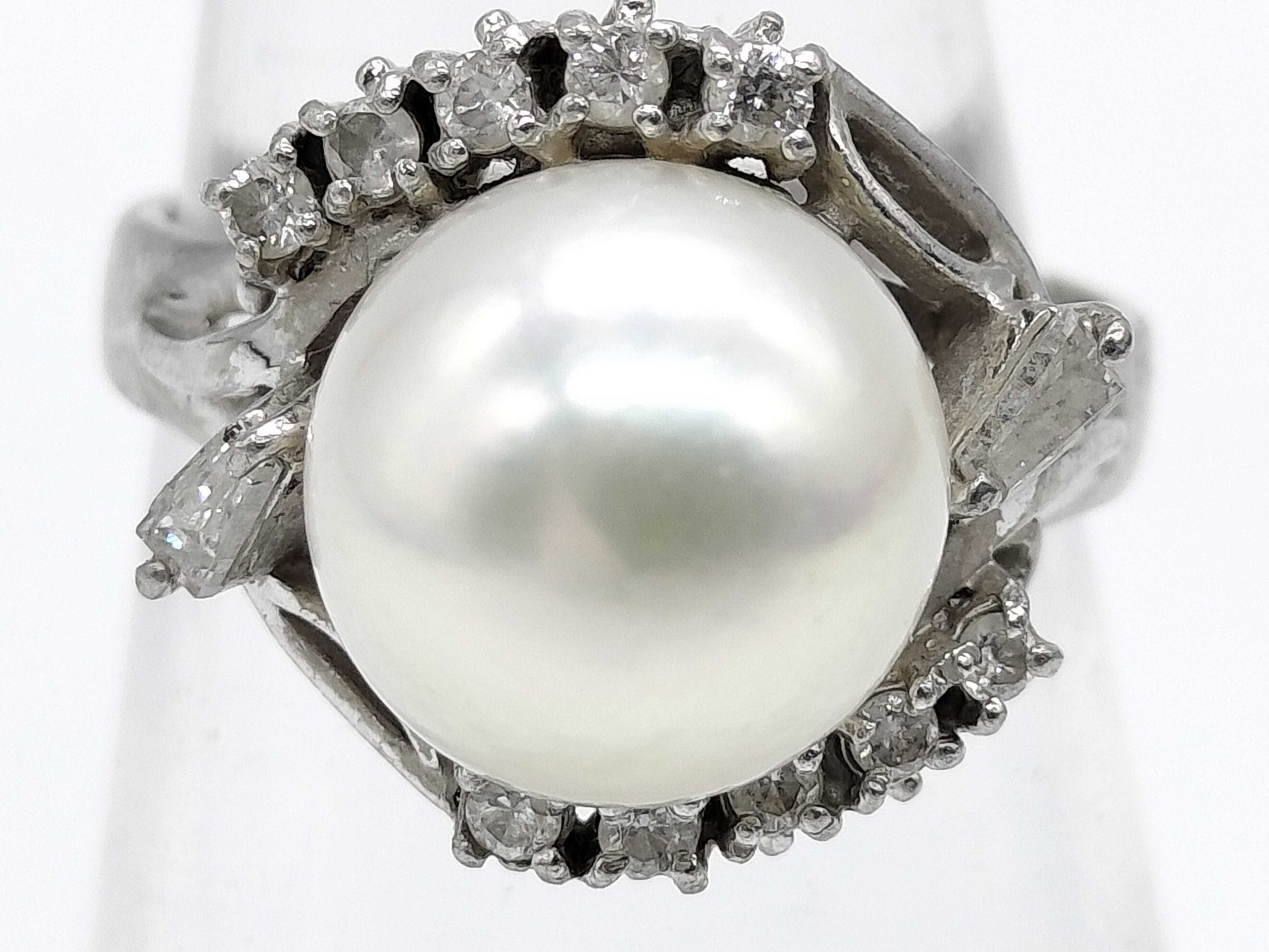 Pearl, diameter approx. 9.2mm, D 0.22ct, Pm900, 6.6g, Ring 