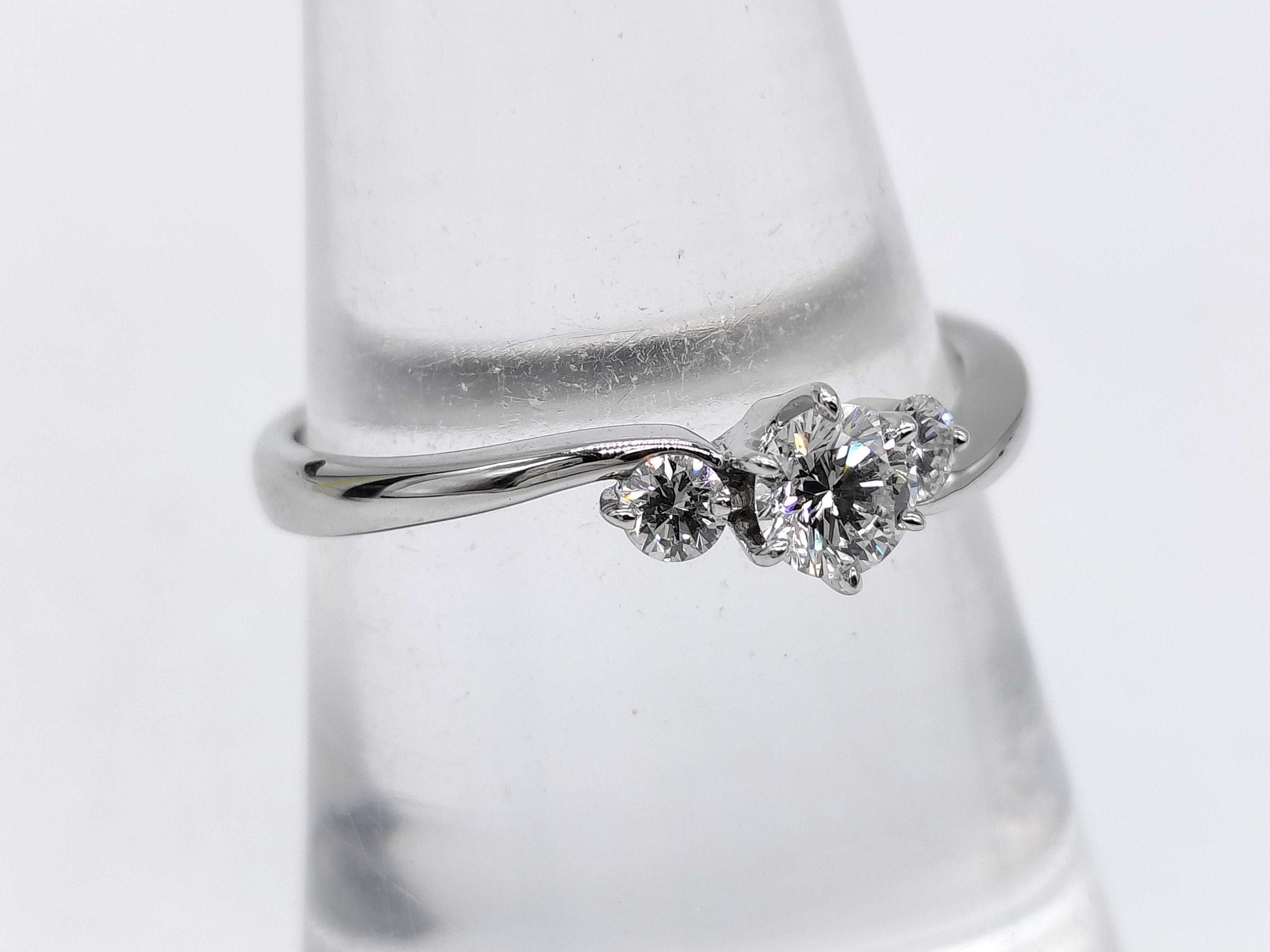 ROYAL ASSCHER D0.22ct FD0.10ct Pt950 3.1g Ring 